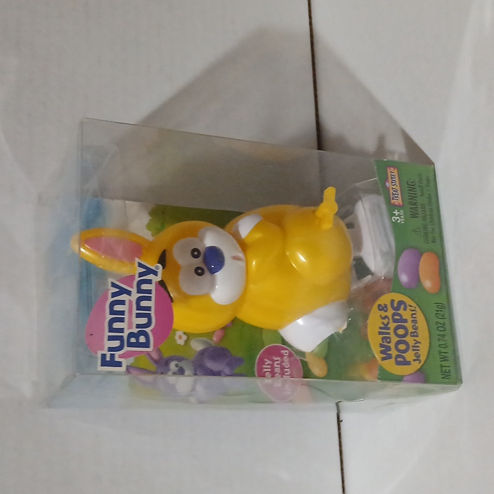 Funny Bunny NWT Walks For ages 3 +